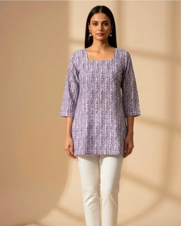 ELEGENT LAVENDER SQUARE CUT SHORT KURTI FOR WOMEN'S DAILY WEAR